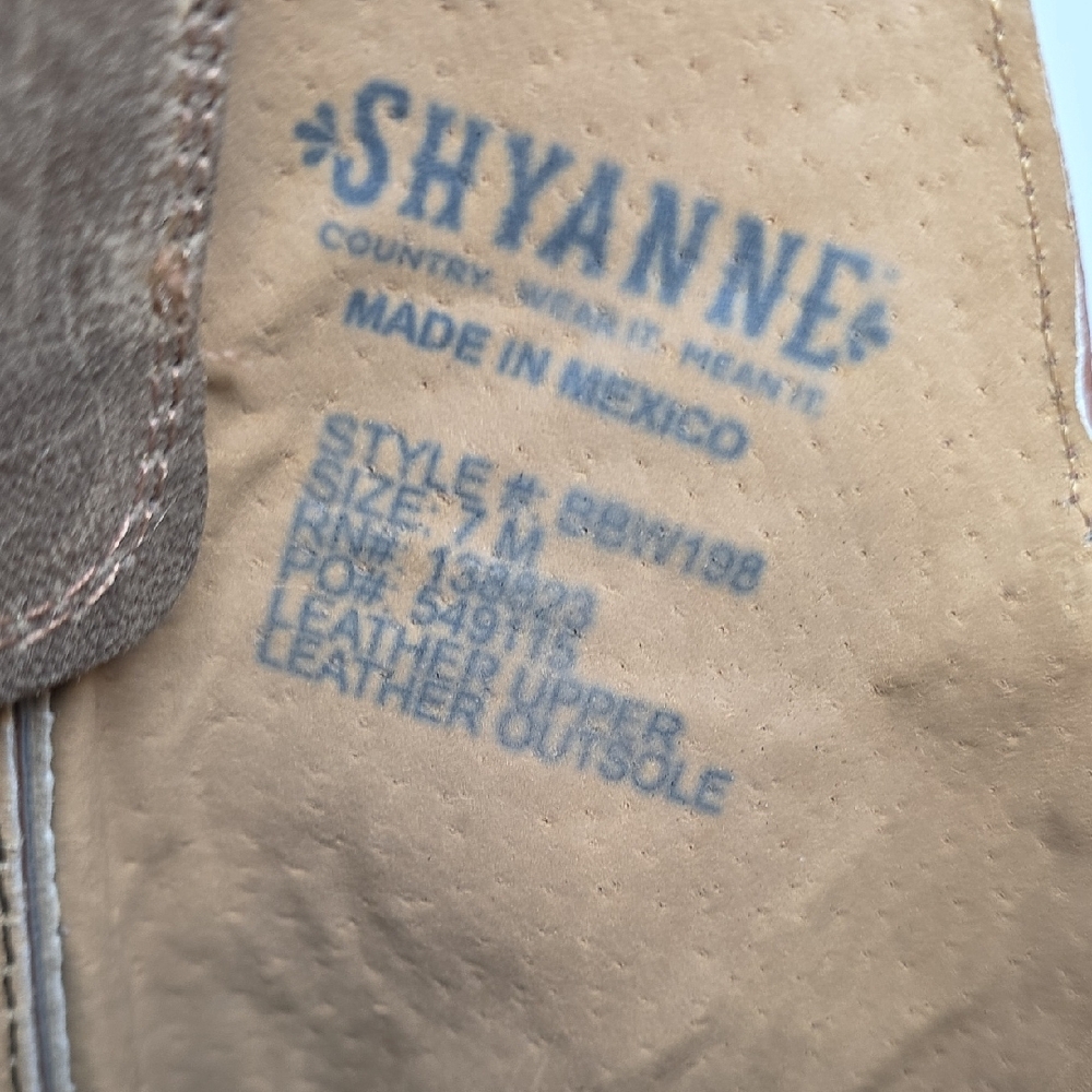 Shyanne Women's Darby Western Boots  Square Toe. - Picture 6 of 6